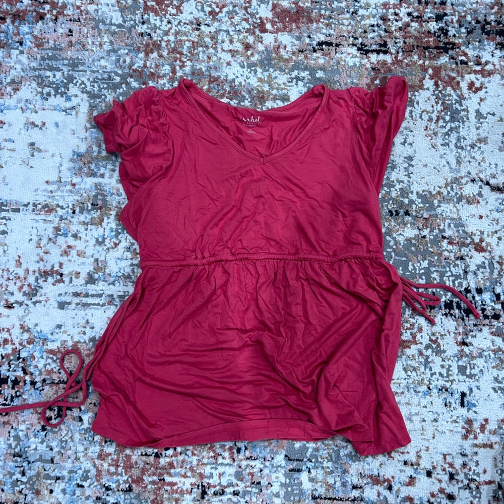 Maternity flowy top